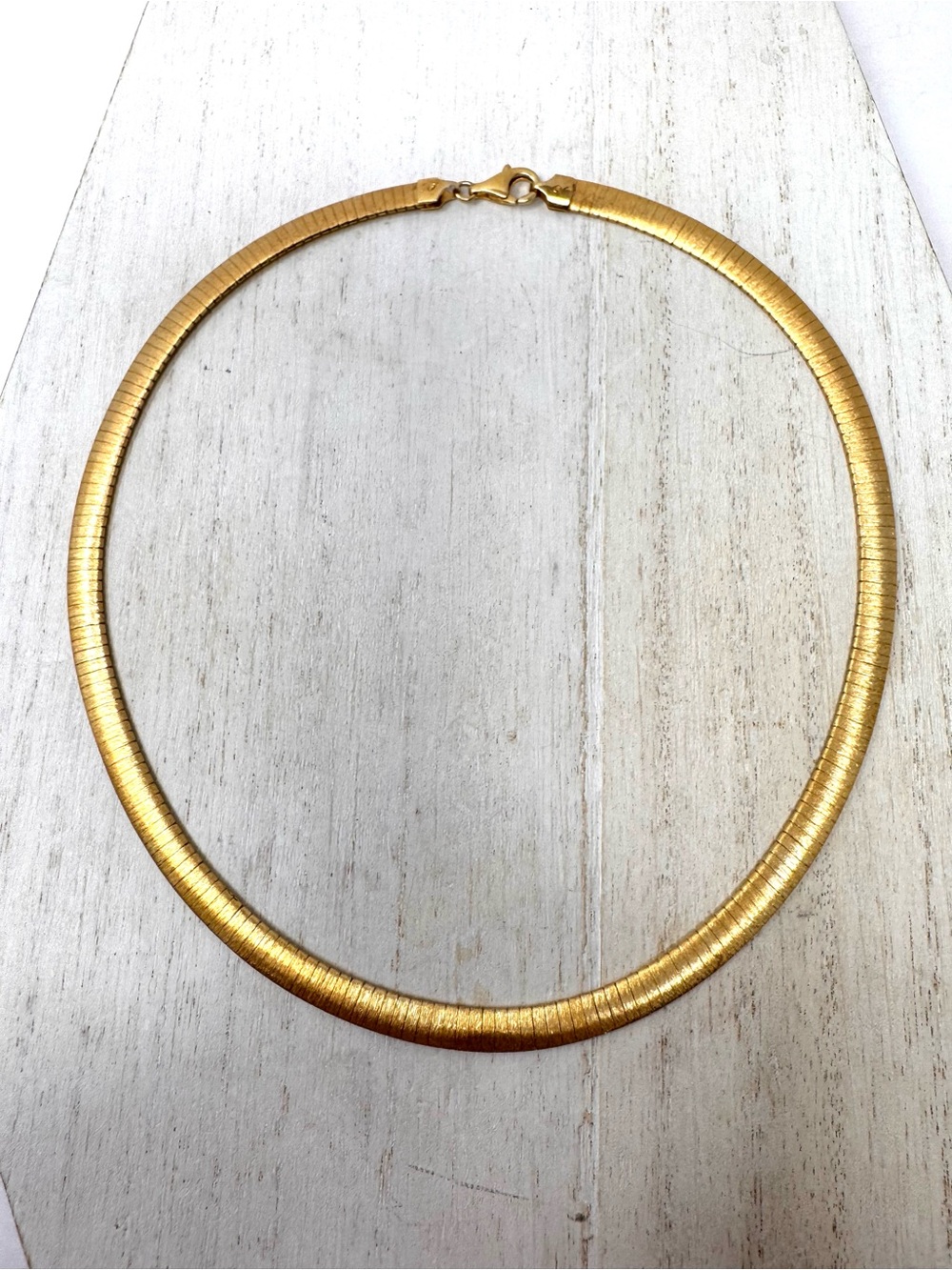 Looks like 14K - but is sterling silver Omega necklace, made in Italy - Picture 8 of 16